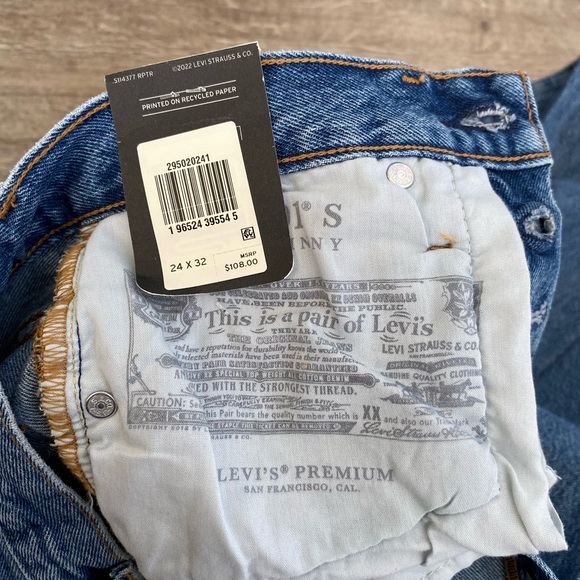 MSRP $108 NWT 24x32 Super Cute High Rise Levi’s “501 Skinny” Jeans in We Talk - Picture 6 of 13